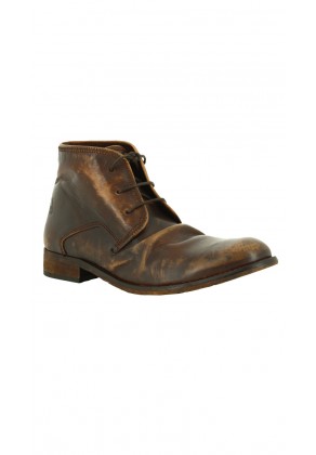 נעלי עור חומות אלגנטיות