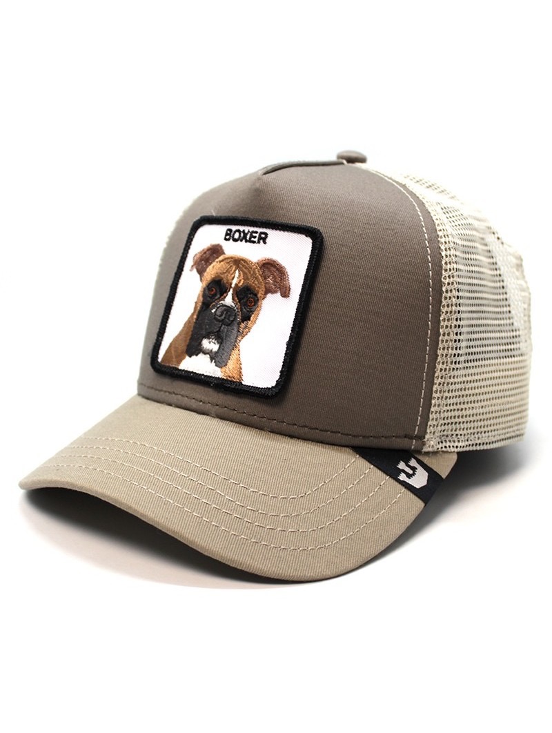 כובע בצבע חום וחום בהיר עם הדפס של כלב בוקסר והכיתוב בוקסר באנגלית