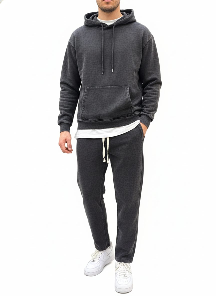 סט חליפה לגברים קפוצ׳ון ומכנס פוטר בגזרת אוברסייז בצבע שחור ווש